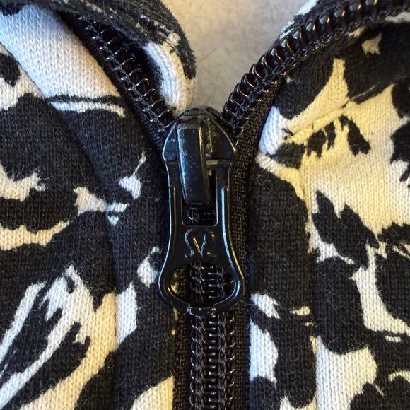 Lululemon Cozy Cuddle Up Jacket Scuba Sweatshirt Floral Cotton Fleur Sombre Sz 6 - Picture 6 of 11